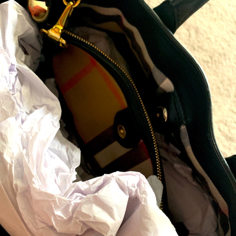 Beautiful Burberry bag just like new